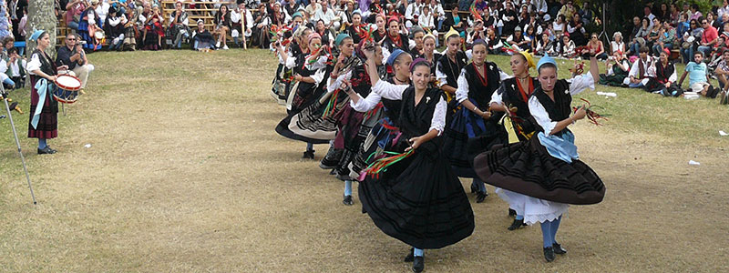 праздник в Льянесе