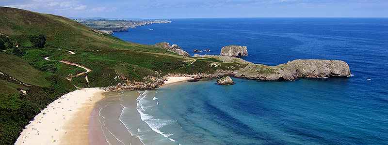 800px_Playa_de_Torimbia