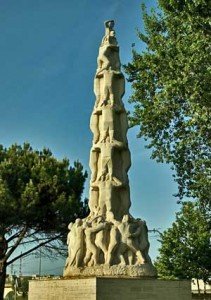 casteller Памятник "Строителям Живых Замков"