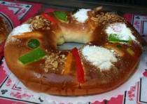 300px-Roscon_de_Reyes Роскон де Рейес