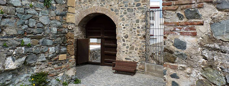 Альмуньекар, замок