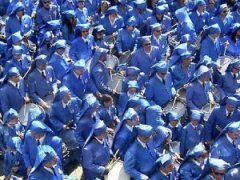 www_multitud Альканис. "Ромпида да Ора"