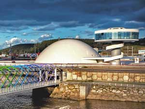 Центр Нимейра в Авилесе (Астурия)