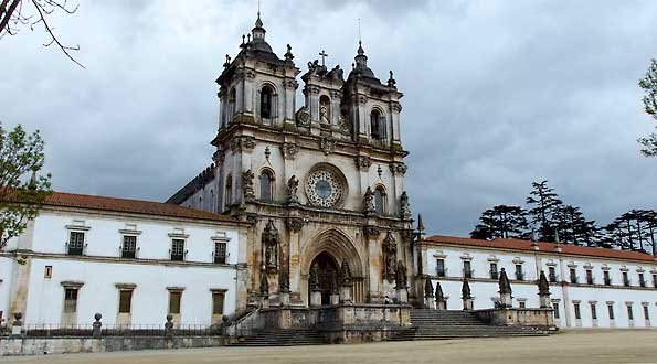 монастырь Алкобаса, Португалия