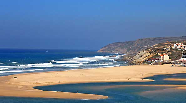 Лагуна возле Обидуша, Португалия