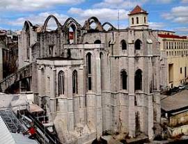 Монастырь Карму в Лиссабоне