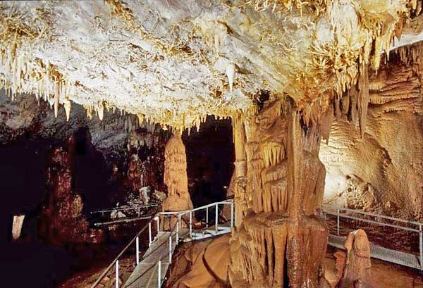 пещера Посалагуа, Страна Басков, Испания