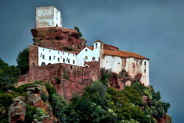 Монт-ройж, Святилище Богоматери Скалы, Каталония